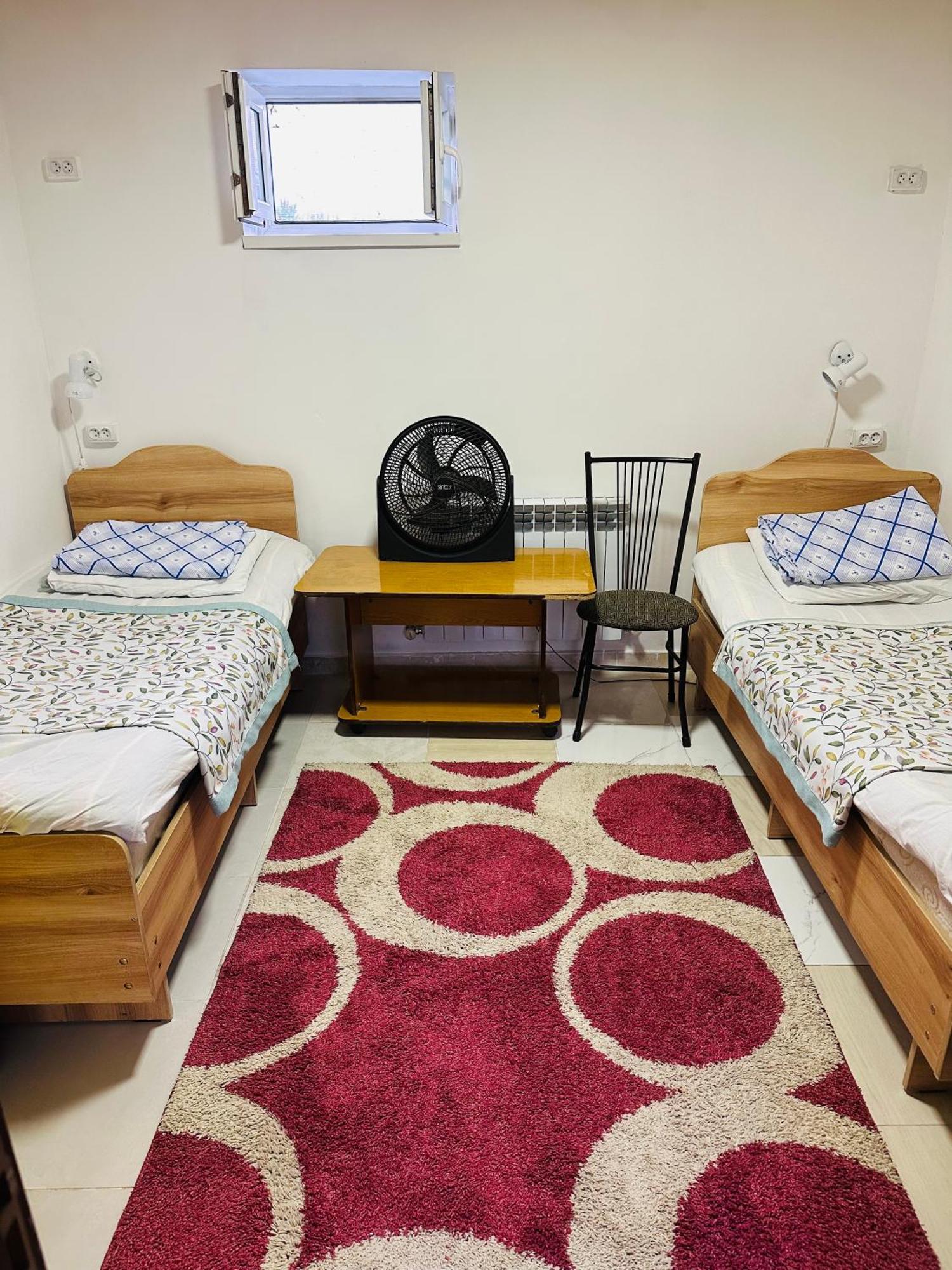 Sweet Home Hostel Bichkek Extérieur photo