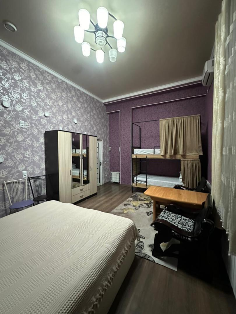 Sweet Home Hostel Bichkek Extérieur photo